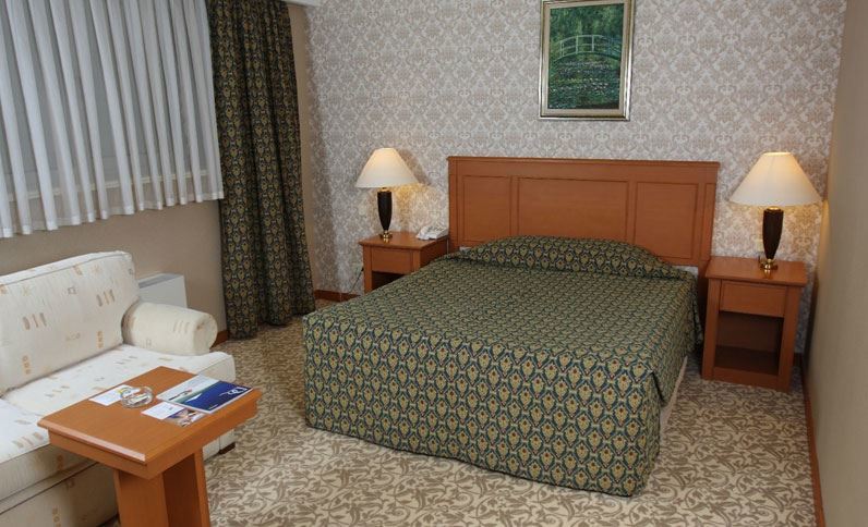 Wyndham Tashkent Hotell Eksteriør bilde