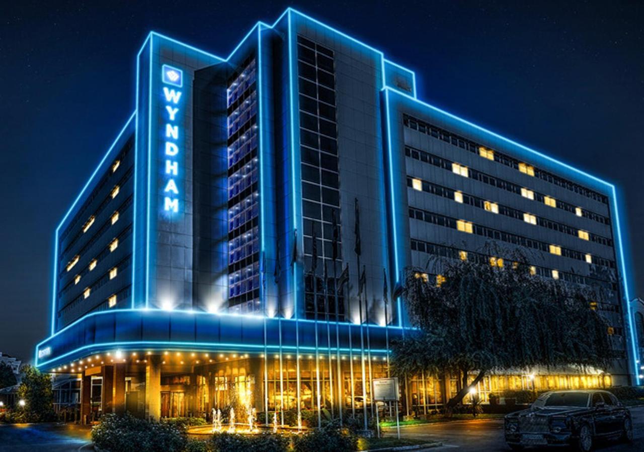 Wyndham Tashkent Hotell Eksteriør bilde